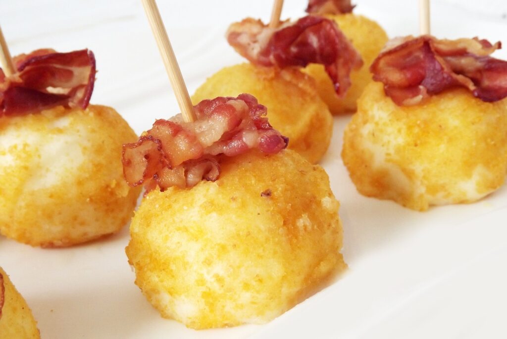 appetizers, bacon, croquettes